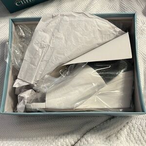 NWT Seychelles white wedge sandals